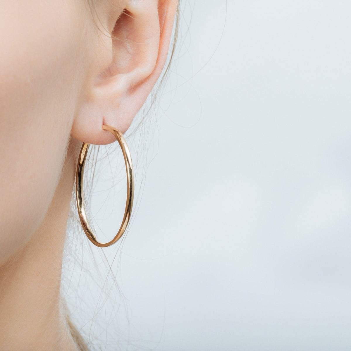 Hoop Style Rings Dazzling Hoops: A Style Guide to Elevate Your Look with Women's Hoop E ...