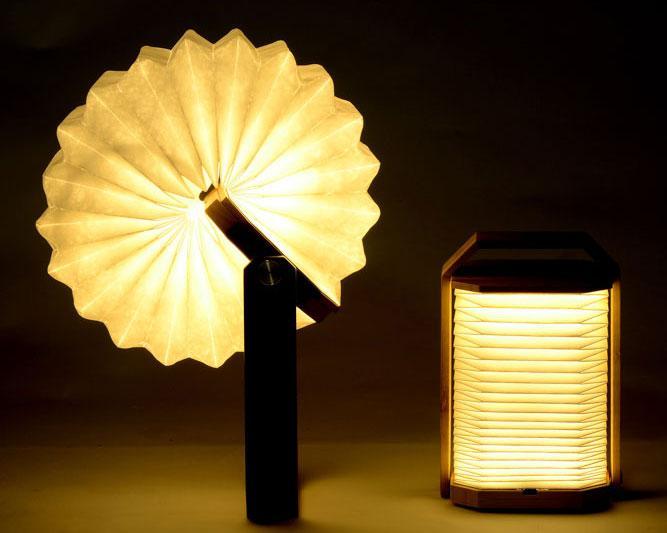 Creative Wooden Hand Lamp 0 - Tophatter Daily Deals