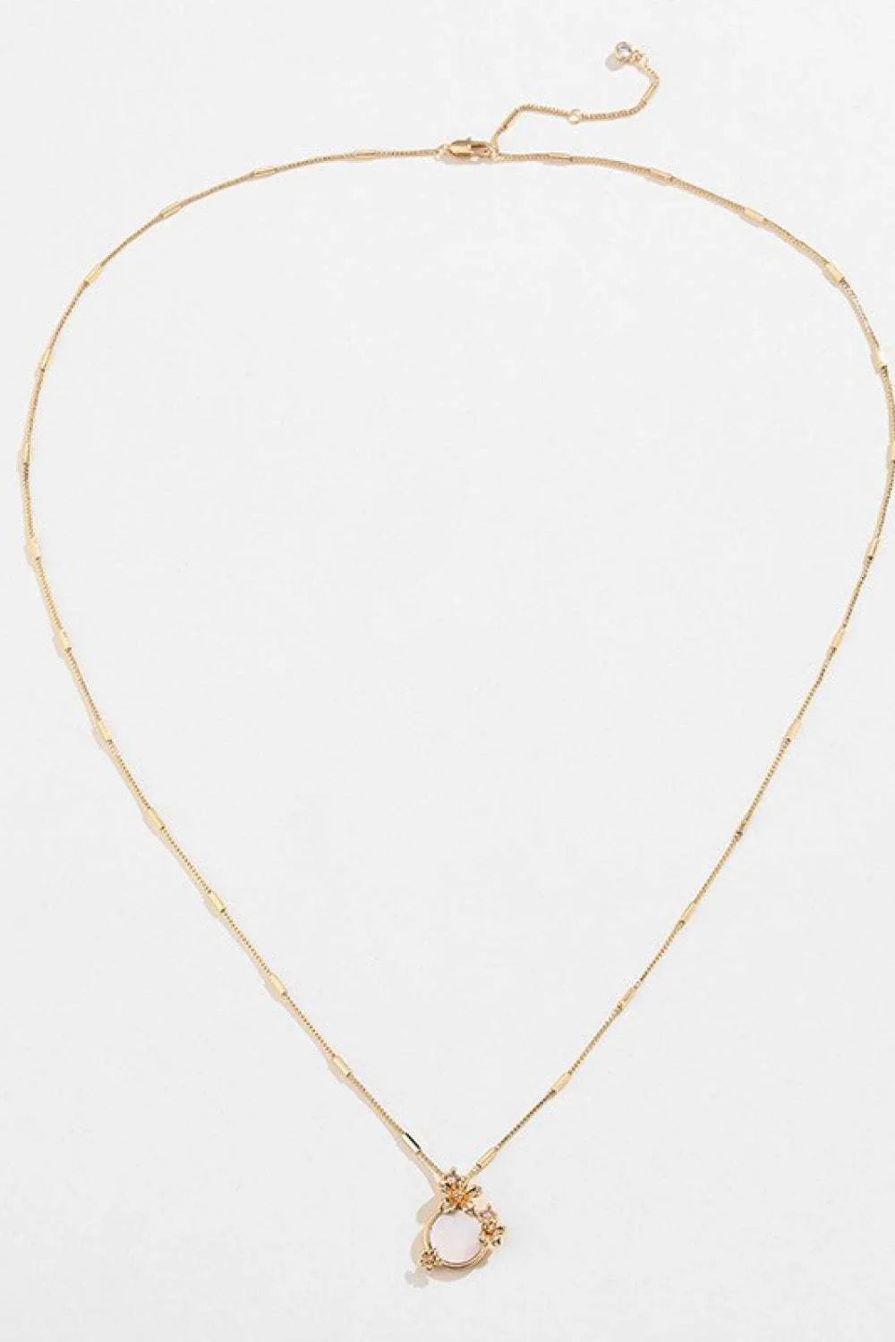 White Mother-Of-Pearl Flower Pendant Copper Necklace Necklaces - Tophatter Daily Deals