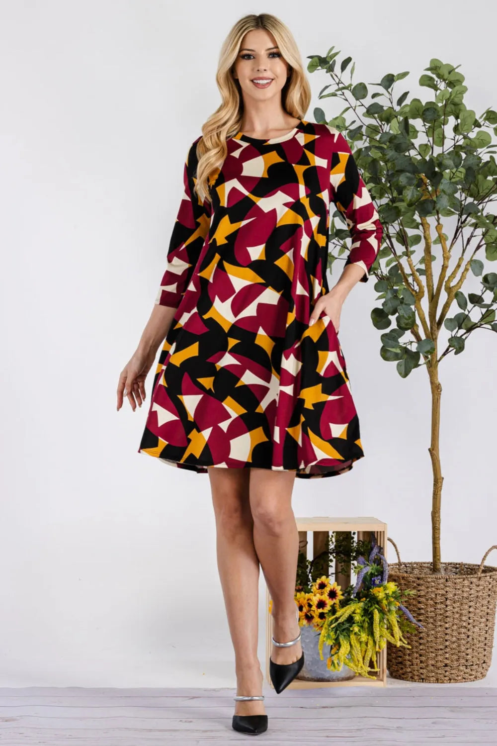 Celeste Full Size Geometric Round Neck Dress with Pockets Casual Dresses - Tophatter Daily Deals