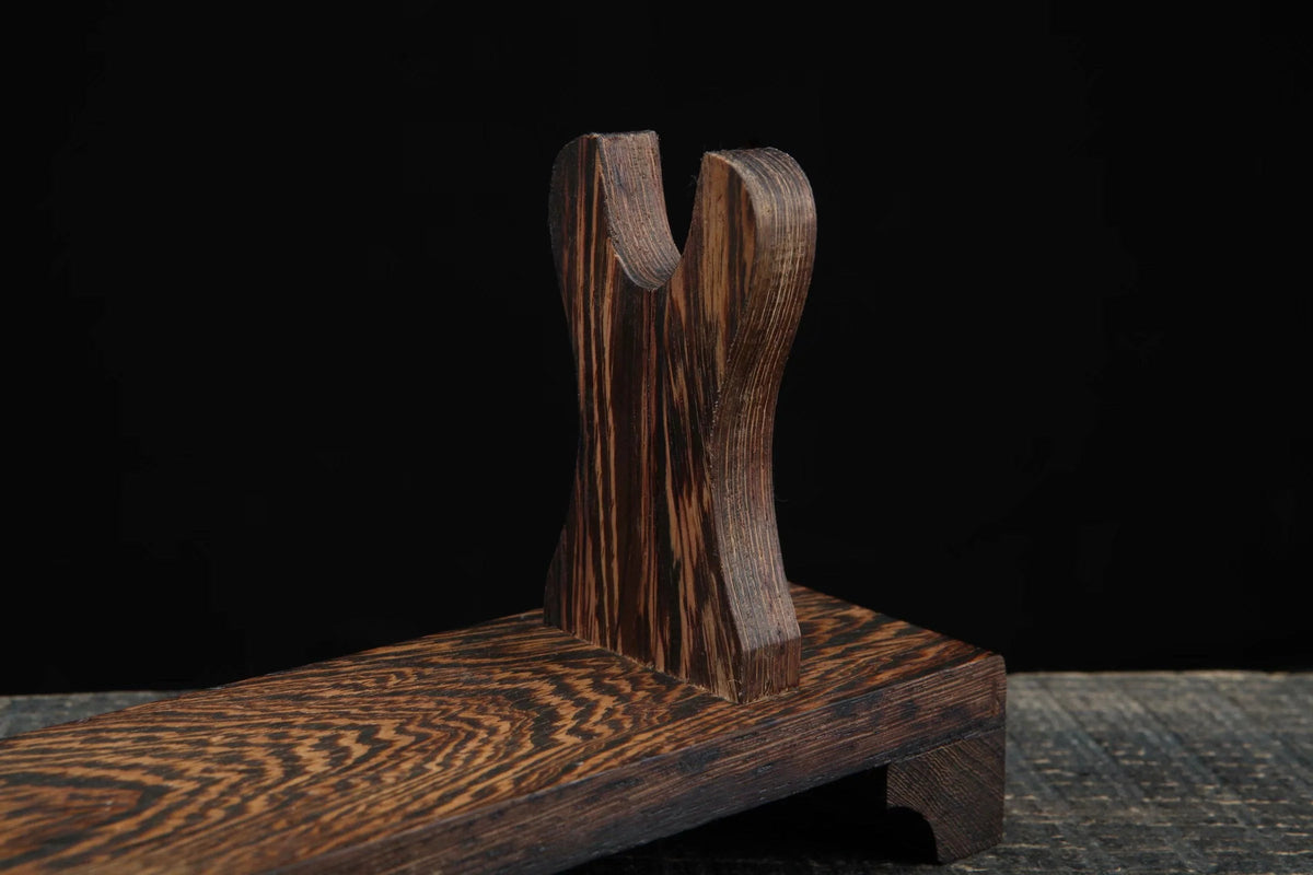 Heiwa Sword Stand - Tophatter Daily Deals