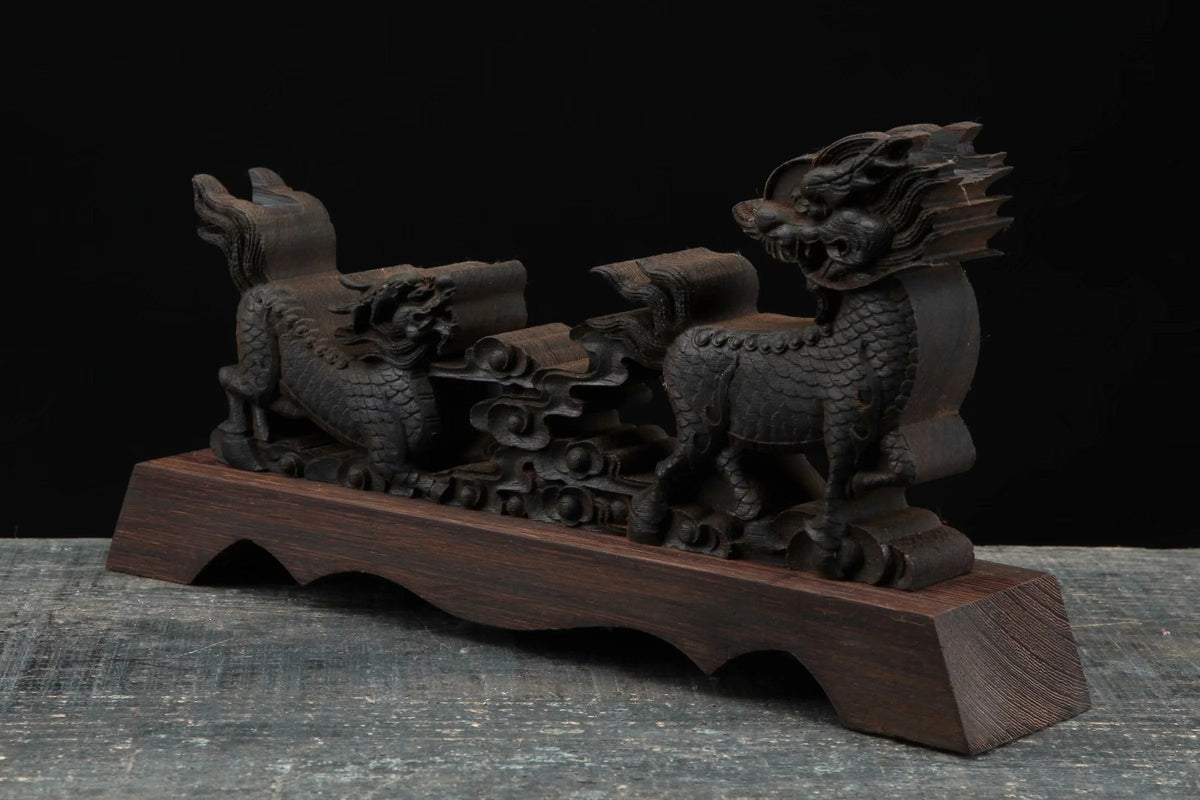 Kirin Sword Stand - Tophatter Daily Deals