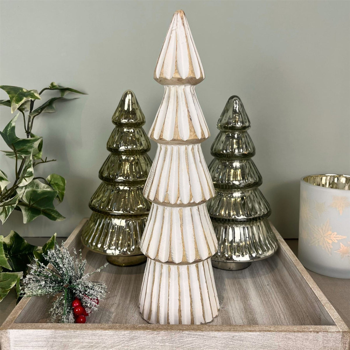 Shabby Chic White Wooden Christmas Tree | Rustic Christmas Tree Ornament - 26cm Ornament - Tophatter Daily Deals