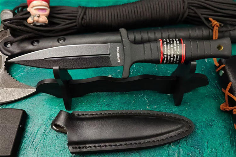 Smith. Wesson HRT9B Double-edged Dagger-GS75 Pocket Knives - Tophatter Daily Deals