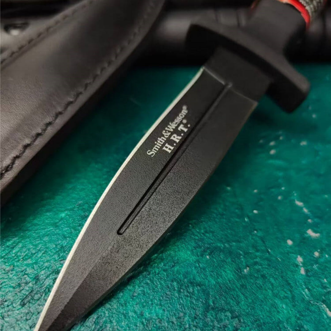 Smith. Wesson HRT9B Double-edged Dagger-GS75 Pocket Knives - Tophatter Daily Deals