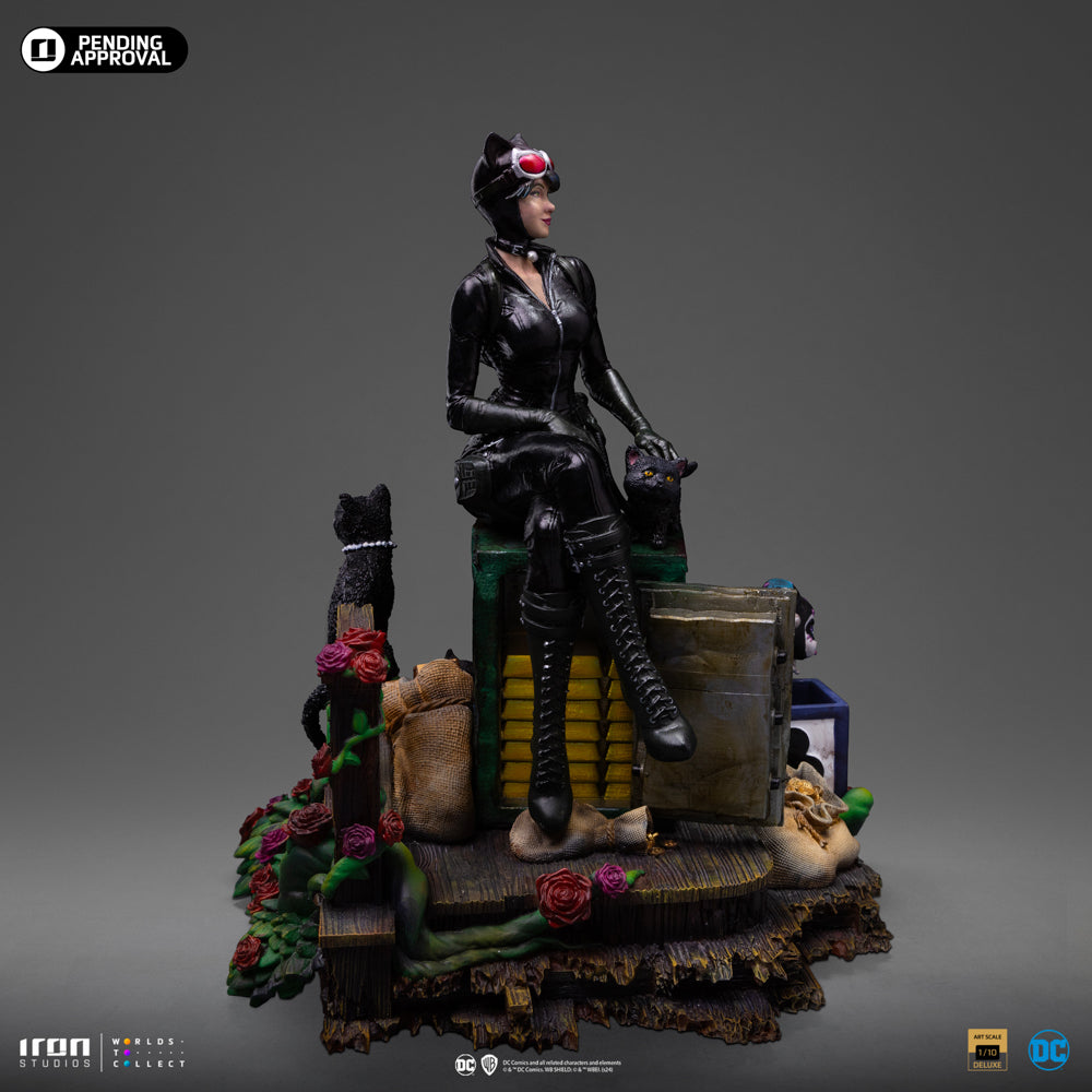 DC Comics – Catwoman (Gotham City Sirens) Deluxe Art Scale 1:10 Statue | Iron Studios Statue - Tophatter Daily Deals