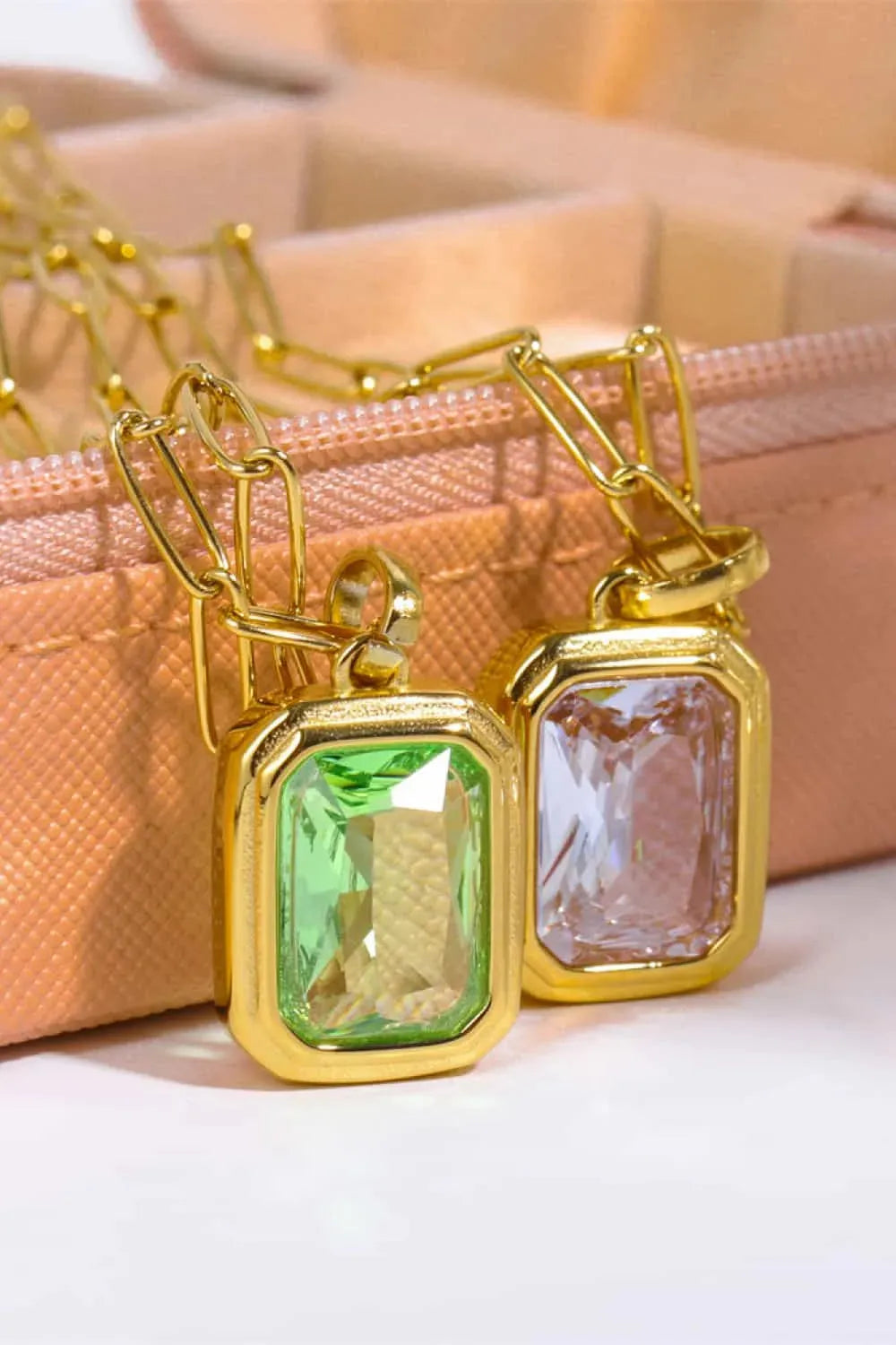 Zircon 18K Gold-Plated Geometrical Shape Pendant Necklace Necklaces - Tophatter Daily Deals