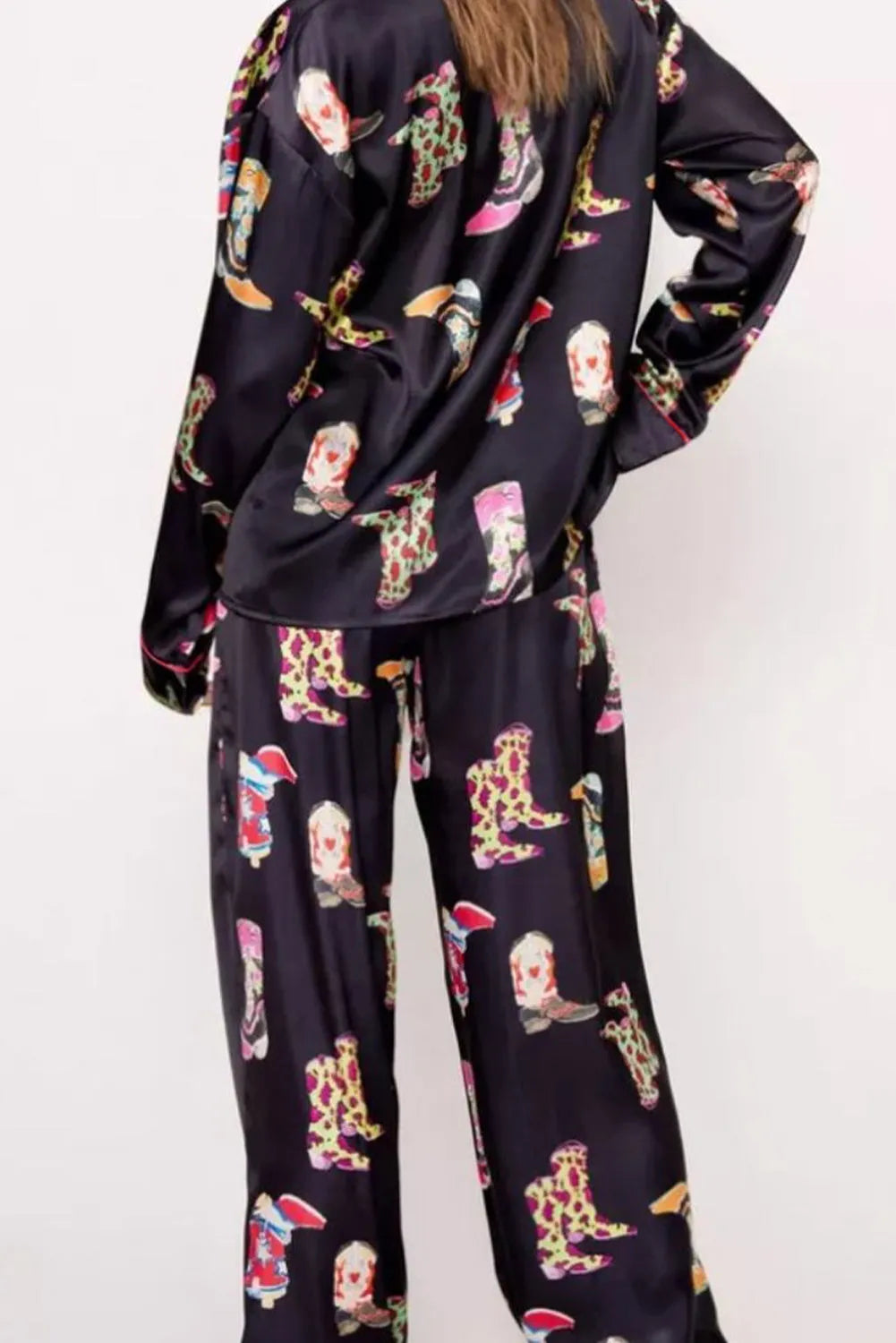 Black Western Cowgirl Boots Printed Satin Long Pajama Set Loungewear & Sleepwear/Sleepwear - Tophatter Daily Deals