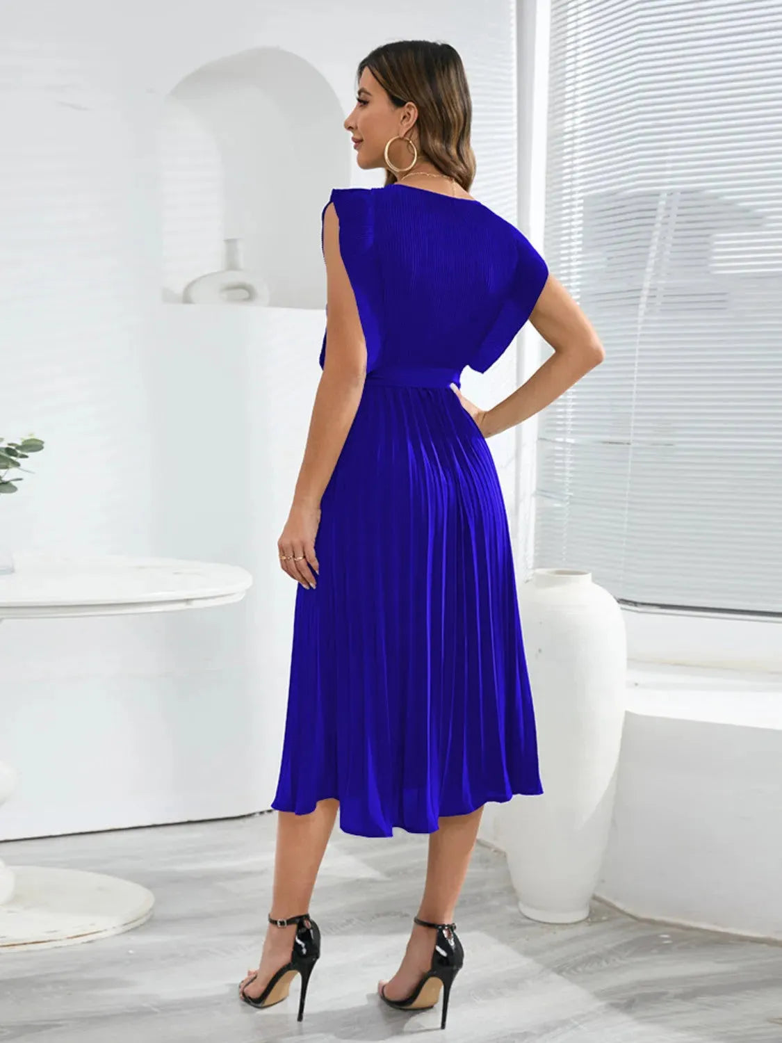 Tied Round Neck Pleated Midi Dress Casual Dresses - Tophatter Daily Deals