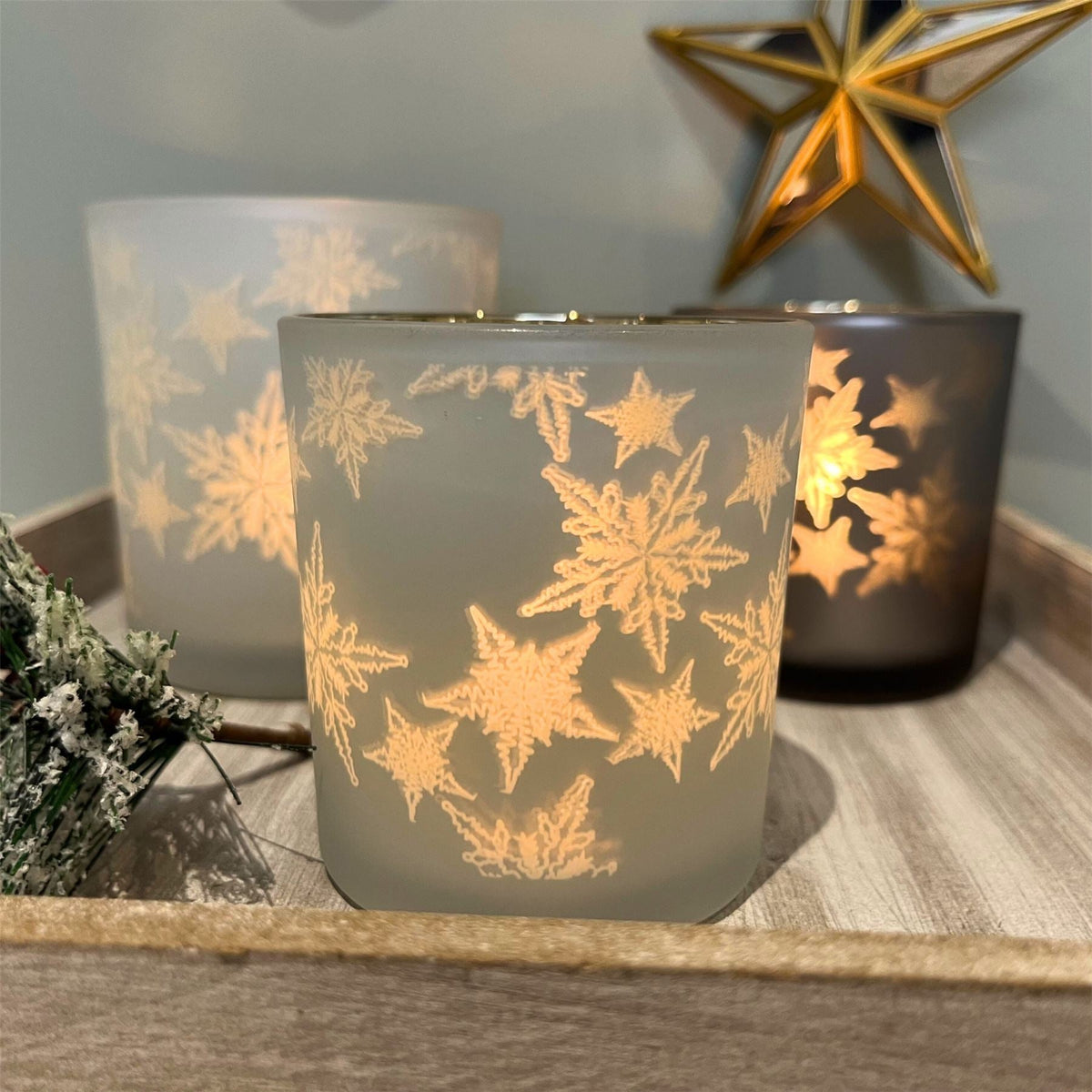 Snowflake Tealight Holder | Frosted Glass Christmas Tea Light Candle Holder 8cm Candle Holder - Tophatter Daily Deals