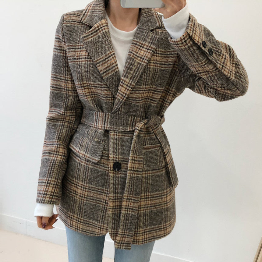 Warm Structured Women's Short Coat - Belted Plaid Wool 3D Changing Face Moving Picture Frame - Tophatter Daily Deals