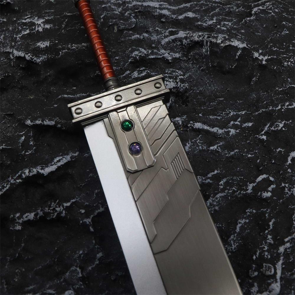 Cloud's Buster Sword FF Gamer Desk Decoration - Tophatter Daily Deals