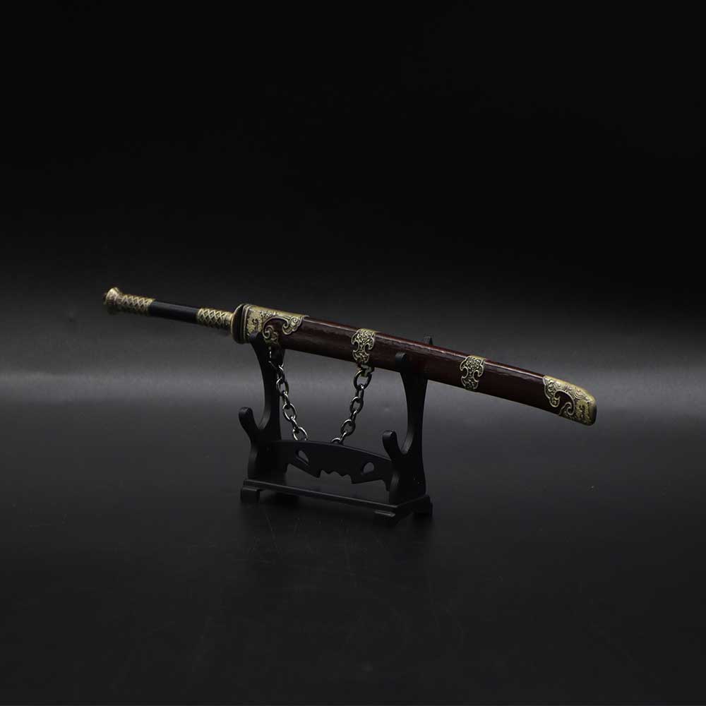 Seedling Knife - Tophatter Daily Deals