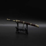 Seedling Knife - Tophatter Daily Deals