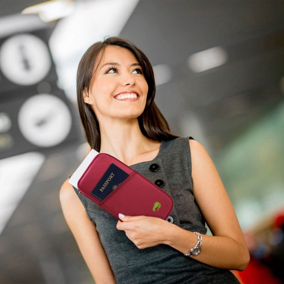 12 Pocket Travel Passport Wallet Handbags & Wallets - Tophatter Daily Deals