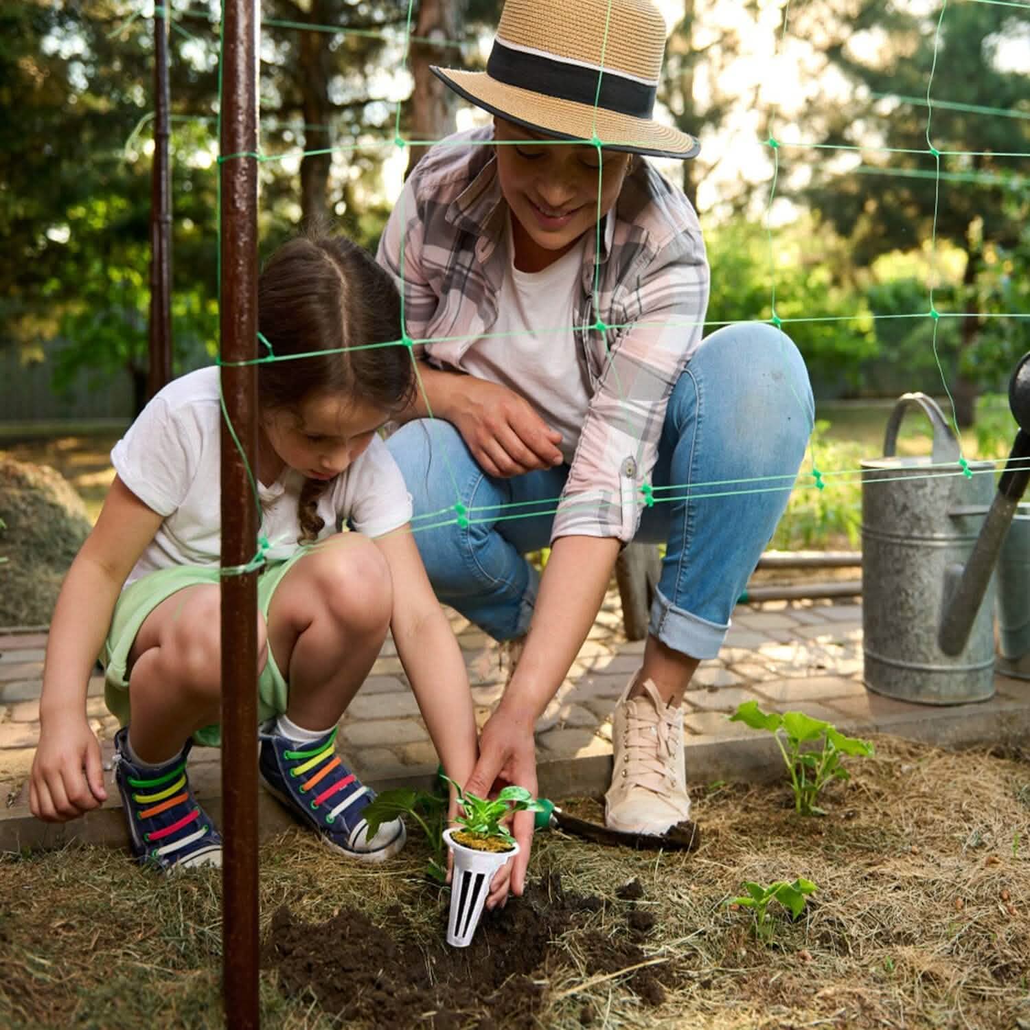 120-Piece: Seed Pod Kit Garden & Patio - Tophatter Daily Deals