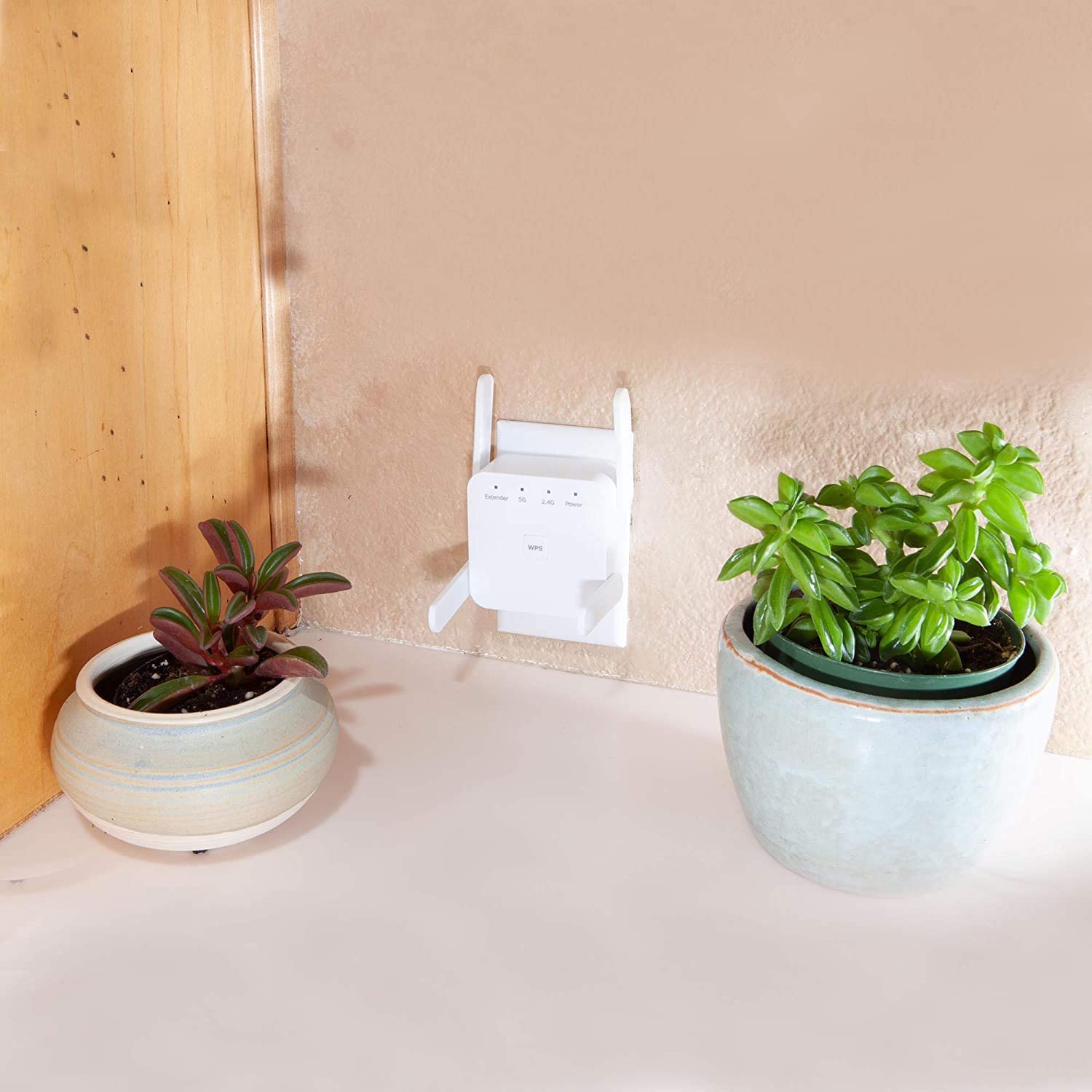 1200Mbps WiFi Range Extender Wi-Fi Repeater - Tophatter Daily Deals