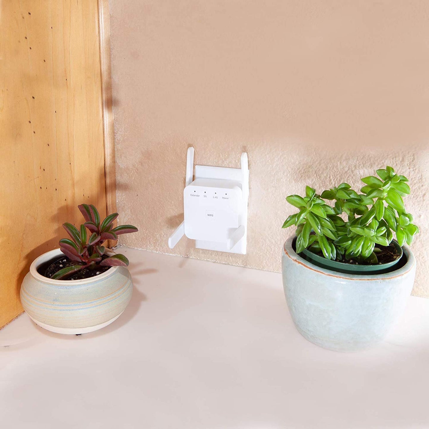 1200Mbps WiFi Range Extender Wi-Fi Repeater - Tophatter Daily Deals