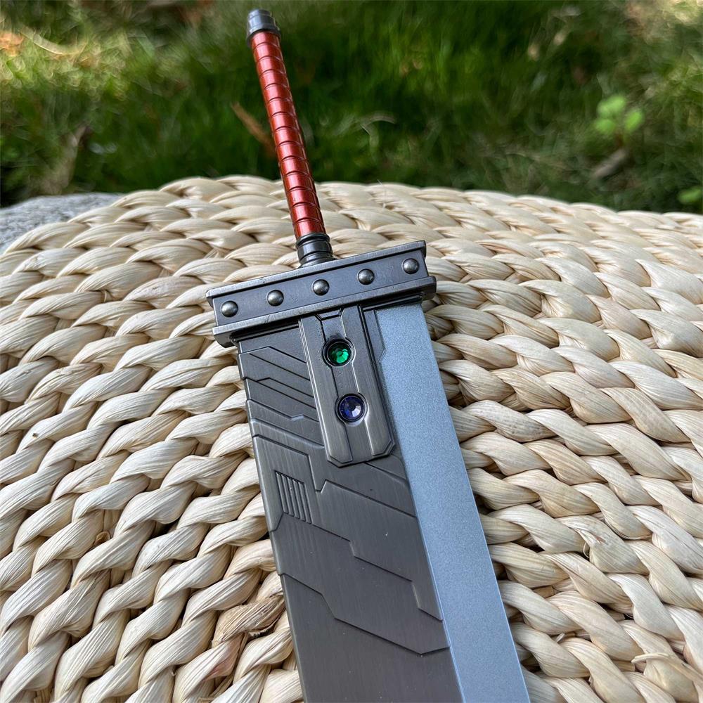 Cloud's Buster Sword FF Gamer Desk Decoration - Tophatter Daily Deals