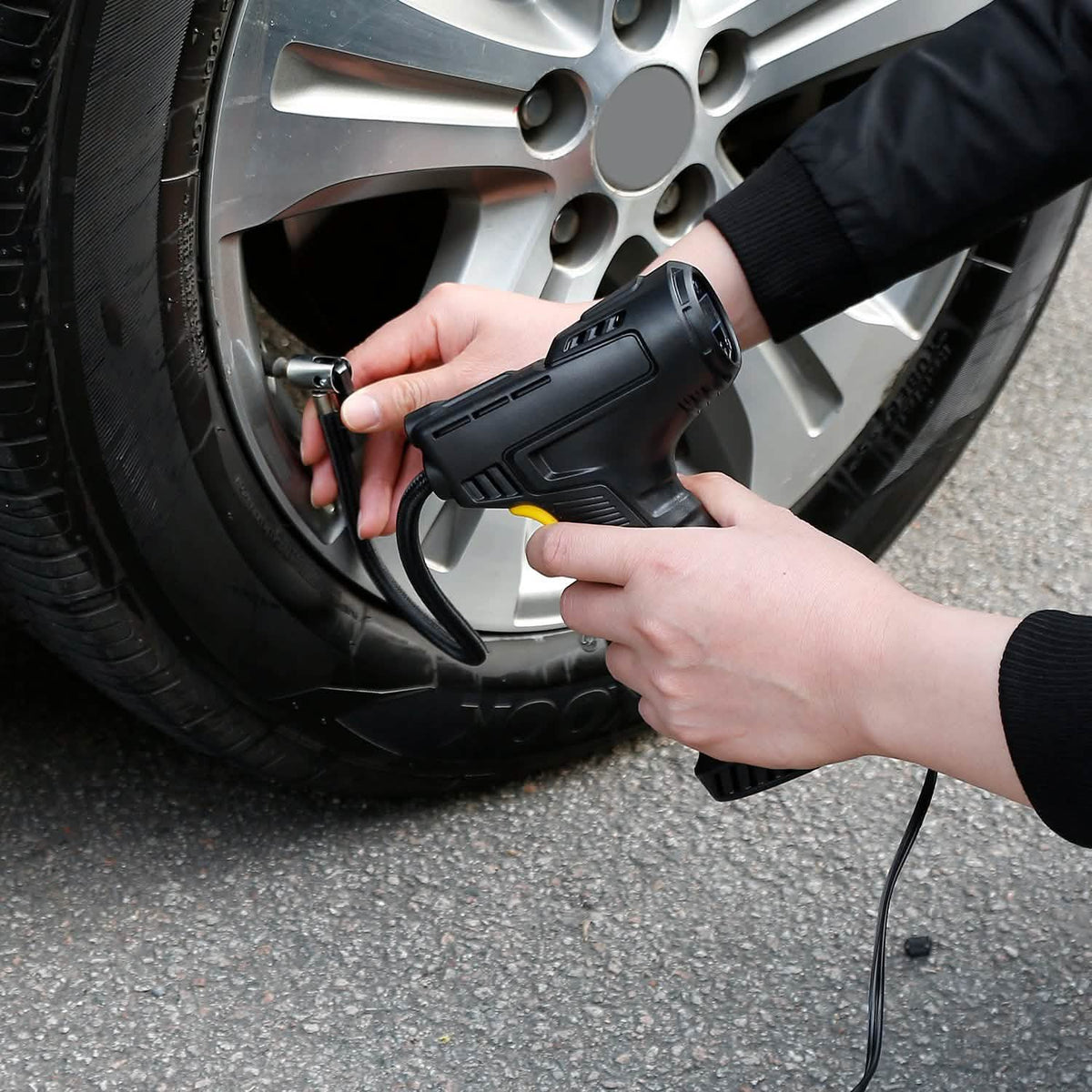 12V Digital Car Tire Inflator with LED Light 150 PSI Automotive - Tophatter Daily Deals