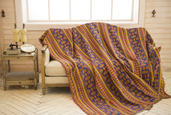 American dust cover blanket 0 - Tophatter Daily Deals