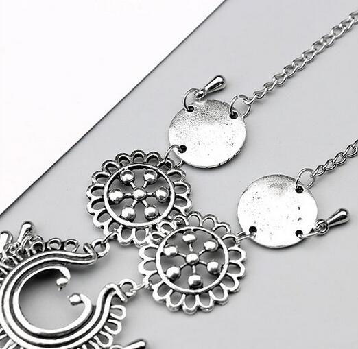 Bohemian Jewelry Antique Silver Color Hollow Flower Chain Anklets Beach Barefoot Sandals Foot Jewelry 0 - Tophatter Daily Deals