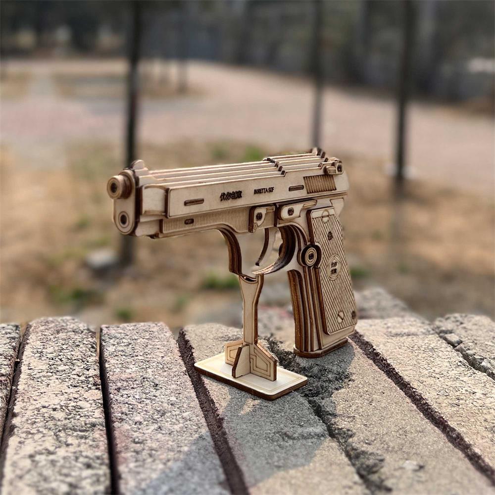 Beretta M92F Wooden Model Pistol - Tophatter Daily Deals