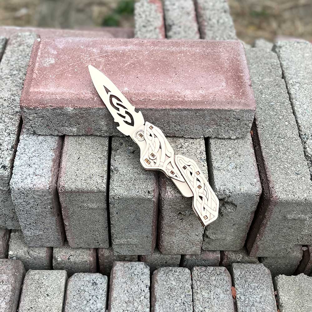 Wooden Shadow Knife 3D Puzzle Model - Tophatter Daily Deals