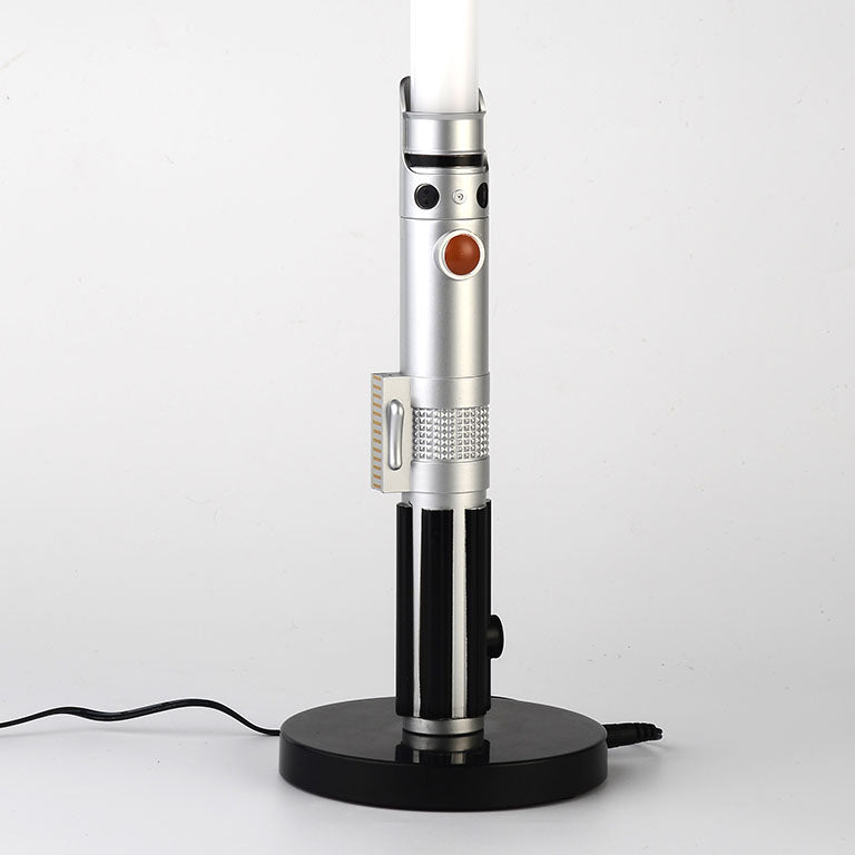 Star Wars – Luke Skywalker Lightsaber Lamp Lamp - Tophatter Daily Deals