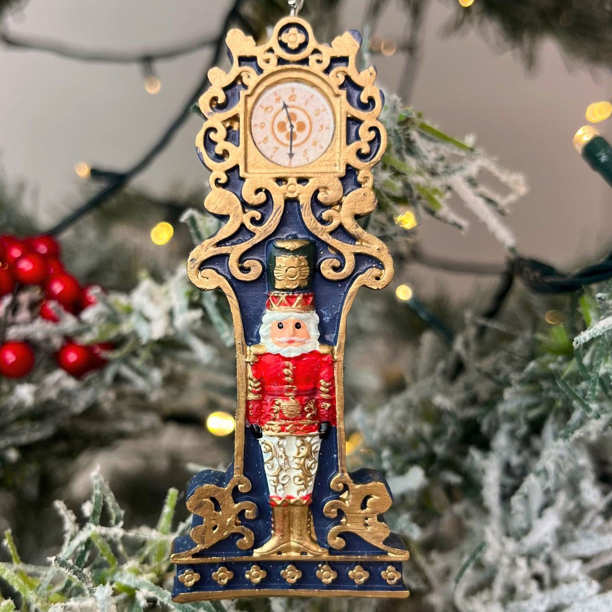 Clock with Nutcracker Christmas Bauble | Resin Christmas Tree Ornament - 9cm Baubles - Tophatter Daily Deals