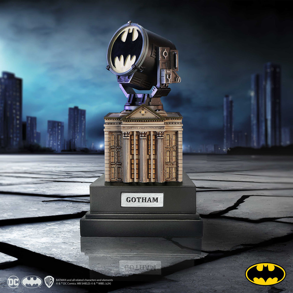DC – Official Gotham City Police Department Figurine Collectible Figure - Tophatter Daily Deals