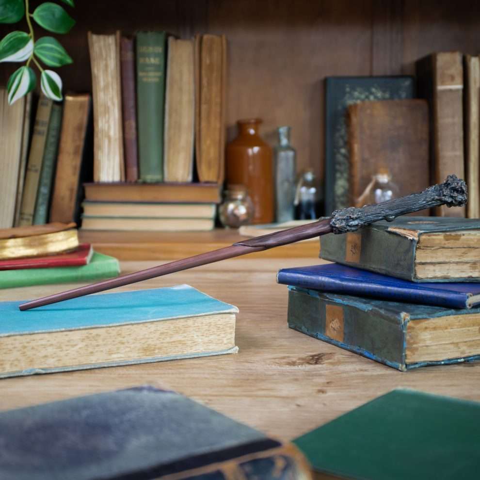 Harry Potter – Official Harry Potter’s Wand in Ollivanders Box Prop Replica Replica Wand - Tophatter Daily Deals