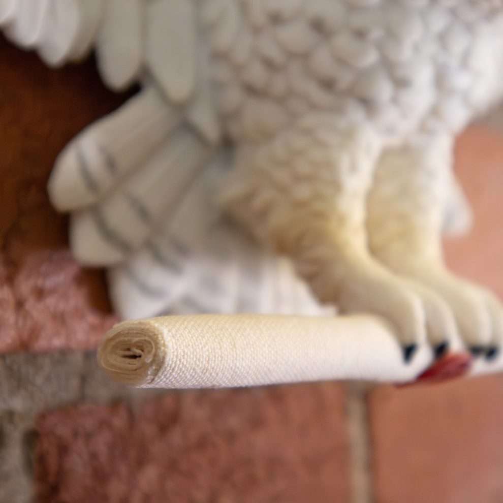 Harry Potter – Official Hedwig Owl Post Wall Décor Wall Decoration - Tophatter Daily Deals