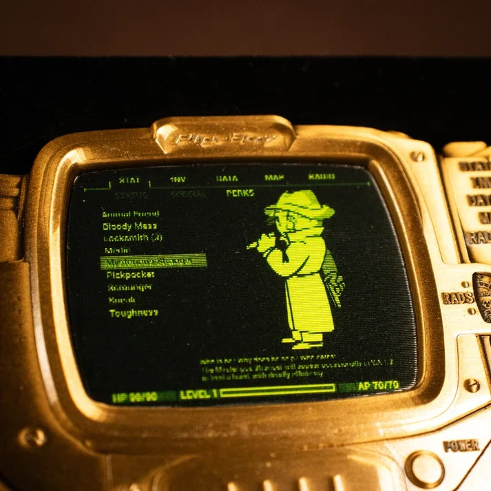 Fallout – Official Pip-Boy Mysterious Stranger Lenticular Ingot Replica Coin - Tophatter Daily Deals
