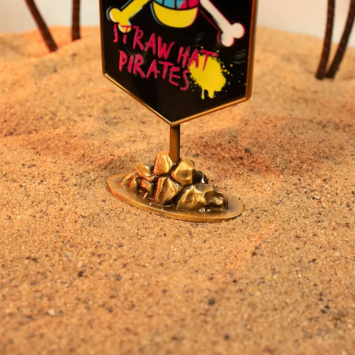 One Piece – Official Straw Hat Pirates Metal Banner Decorative Sign - Tophatter Daily Deals