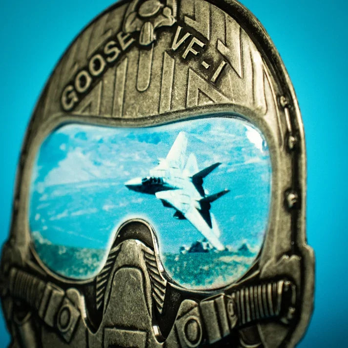 Top Gun – Official Maverick & Goose Limited-Edition Helmet Medallion Helmet Replica - Tophatter Daily Deals