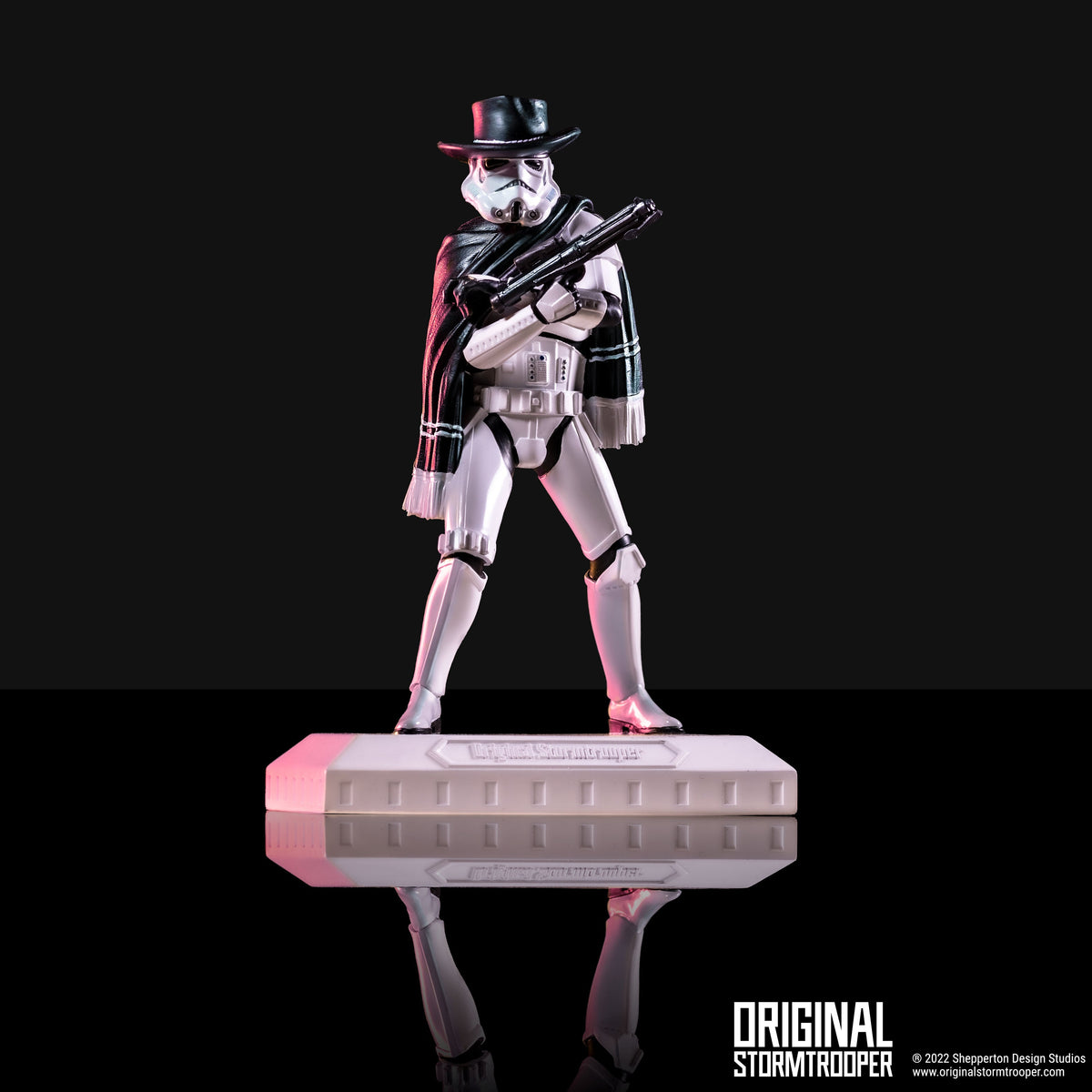 Original Stormtrooper – Official The Good, The Bad and The Trooper Figurine Decorative Figurine - Tophatter Daily Deals