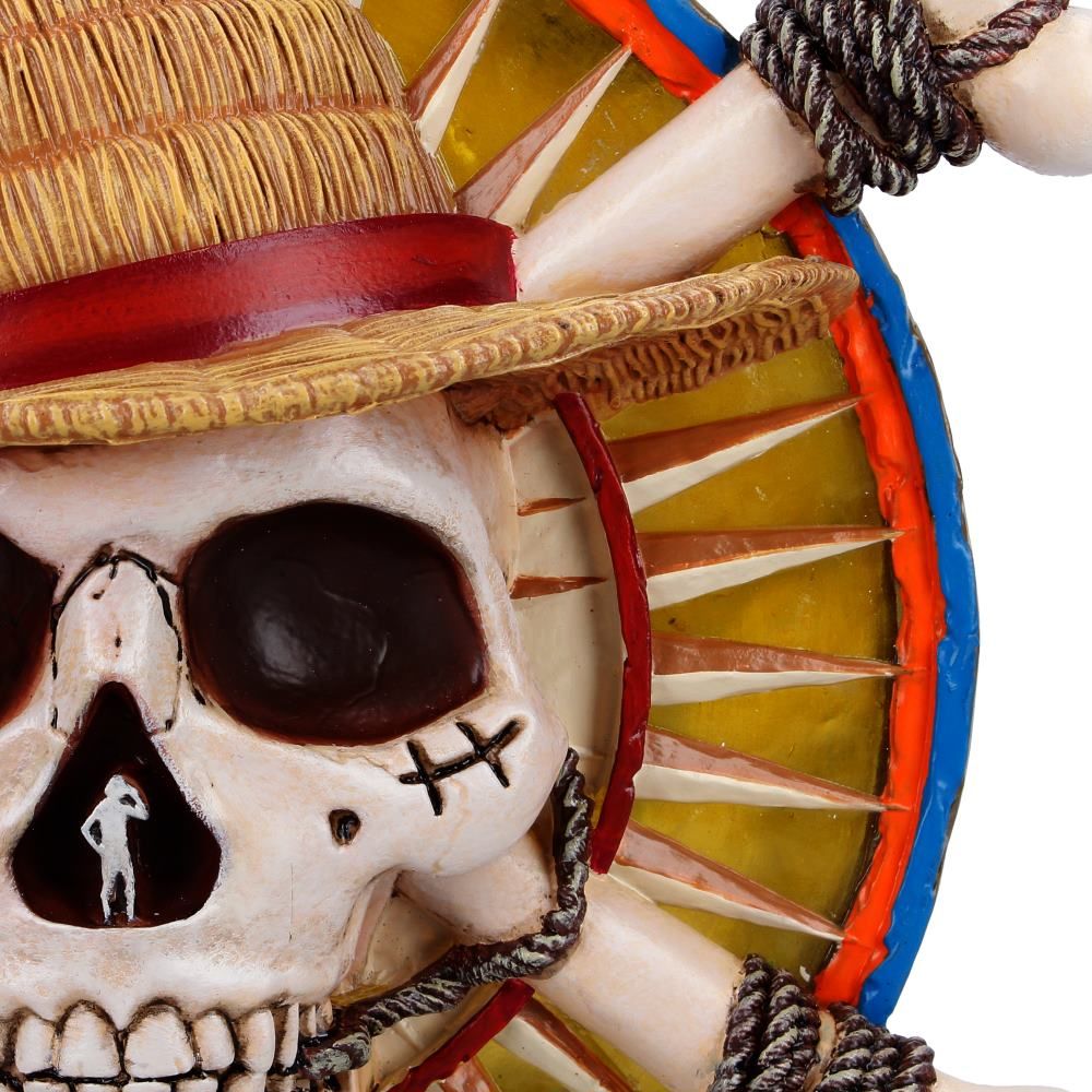 One Piece – Official Jolly Roger LED Lamp Lamp - Tophatter Daily Deals