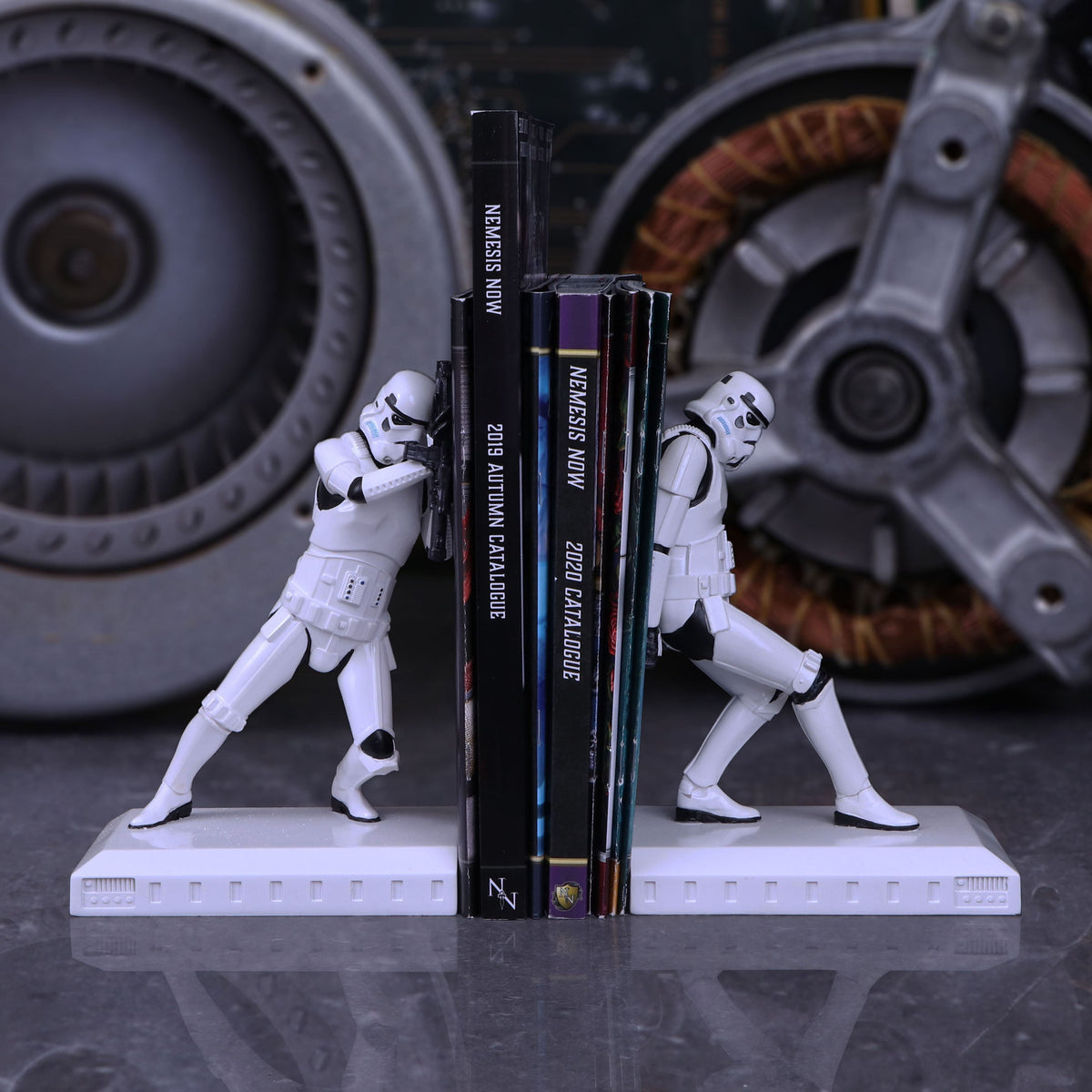 Original Stormtrooper – Official Bookends Decorative Figurine - Tophatter Daily Deals