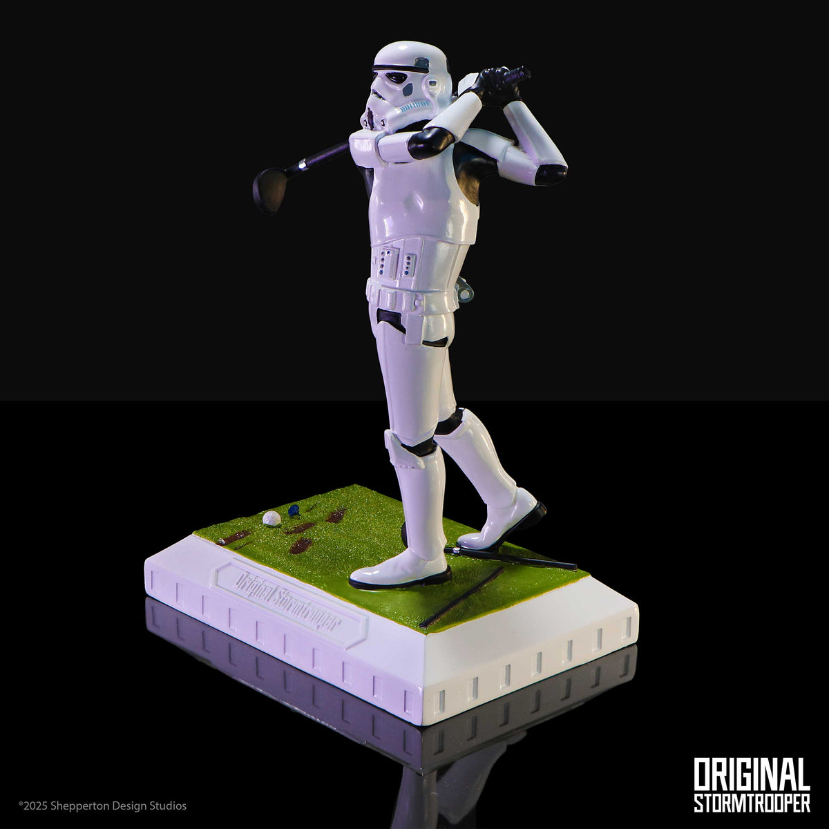 Original Stormtrooper – Official "Hole in None" Collectible Figurine Decorative Figurine - Tophatter Daily Deals