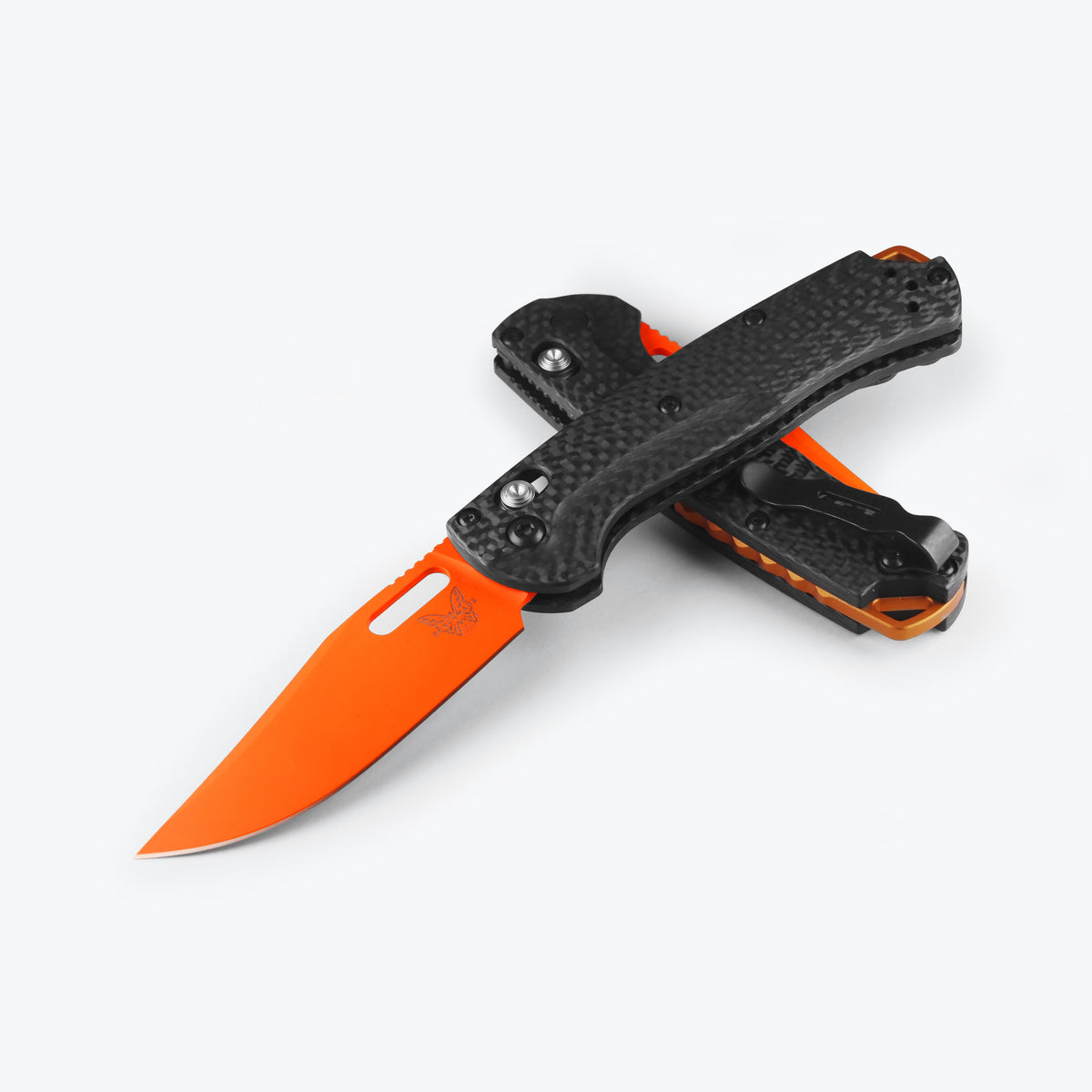 Benchmade Mini Taggedout - AXIS Lock - HUNT Series - CPM-Magnacut - Carbon Fiber Handle - 15533OR-01 Knives - Tophatter Daily Deals