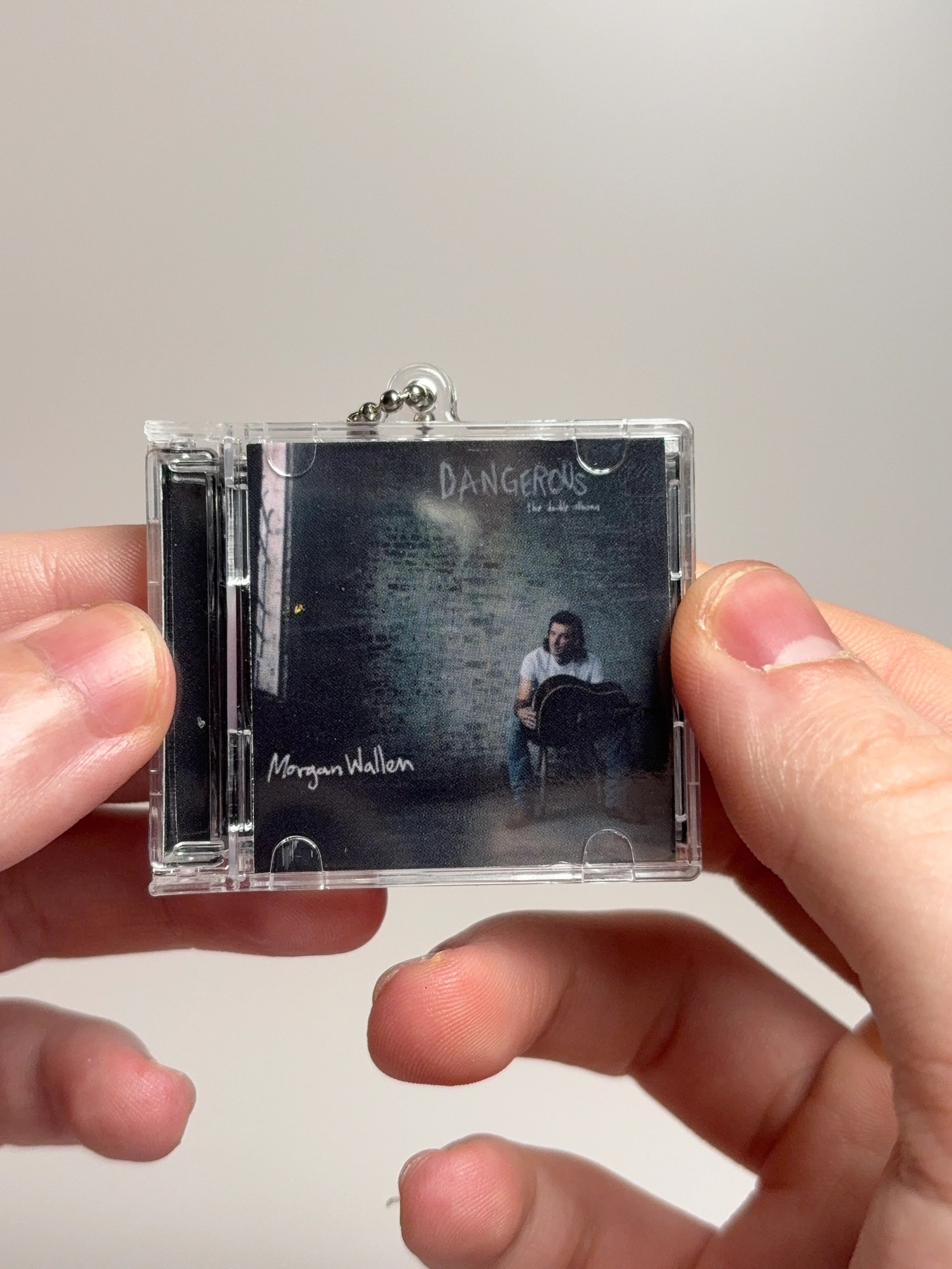 Morgan Wallen Music Tag - Tophatter Daily Deals