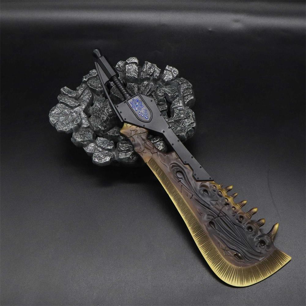 1/6 Scale MH Giant JawBlade Great Sword Metal Miniature - Tophatter Daily Deals