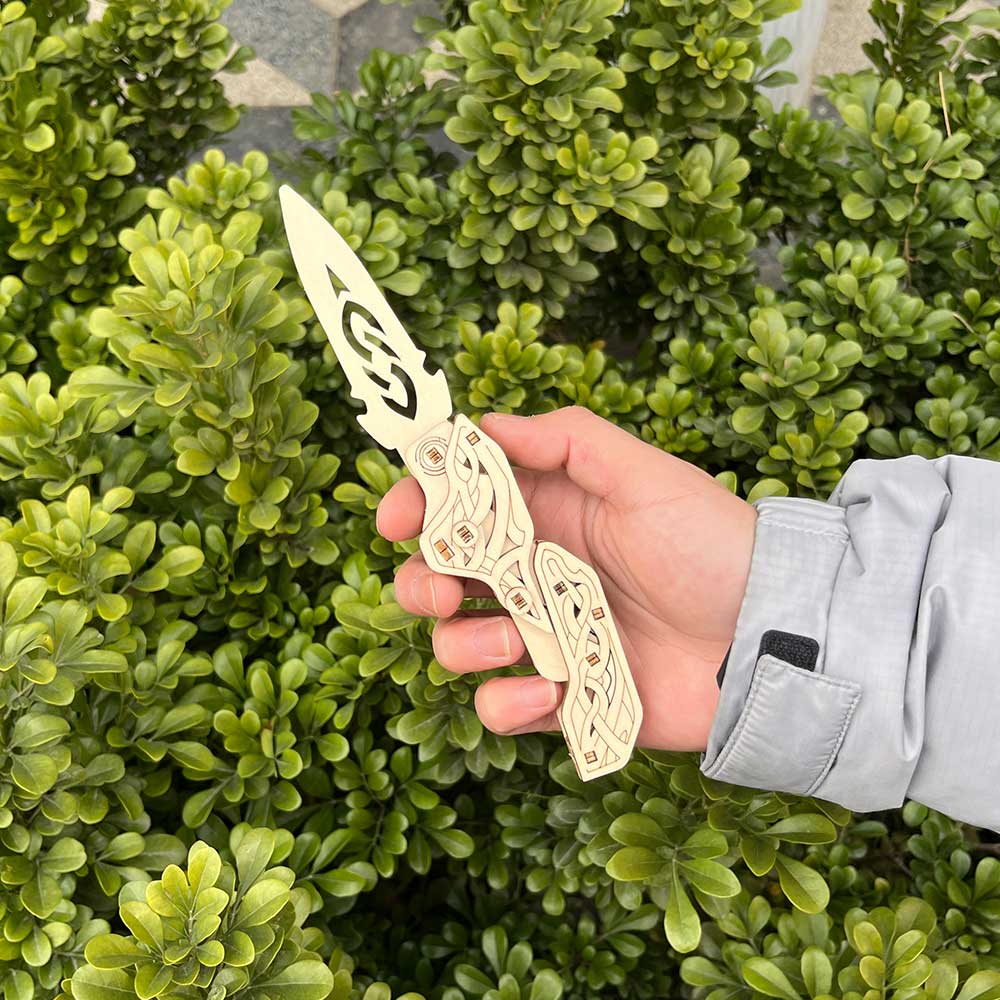 Wooden Shadow Knife 3D Puzzle Model - Tophatter Daily Deals