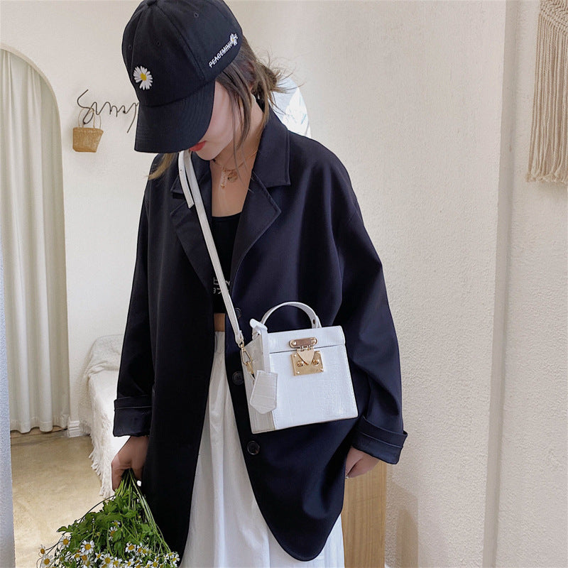 Box Personality All-match Shoulder Bag 0 - Tophatter Daily Deals