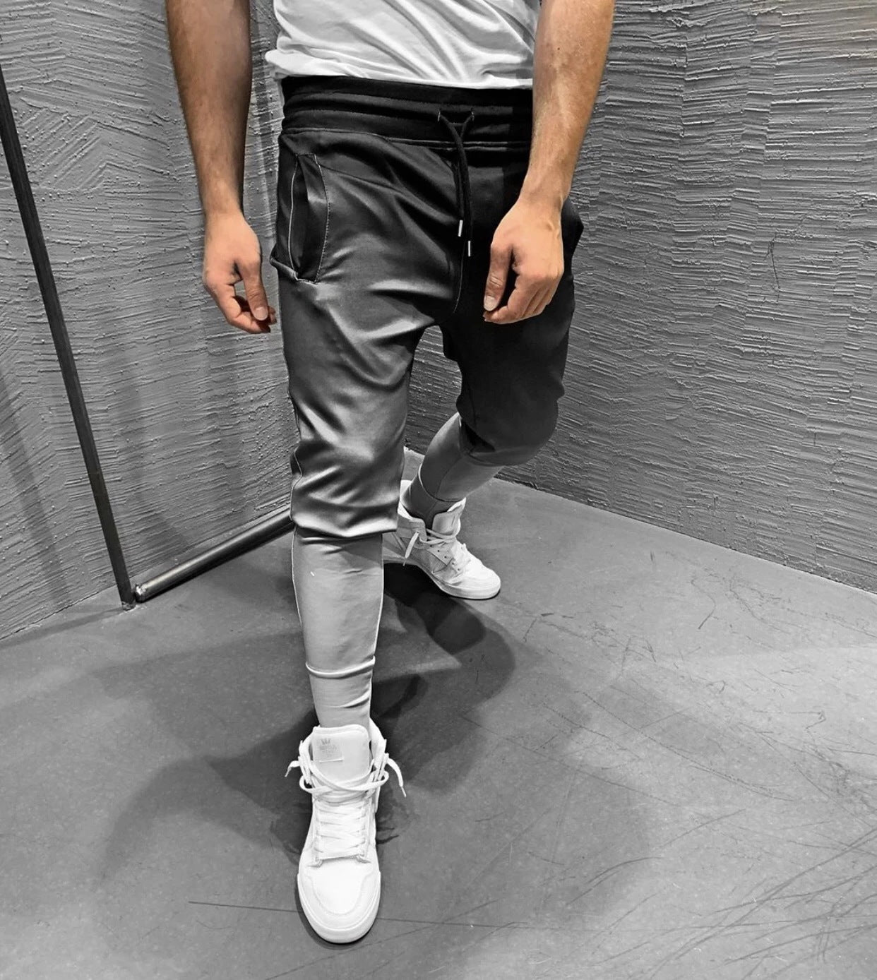3D Gradient Slim Stretch Leggings Black white 0 - Tophatter Daily Deals