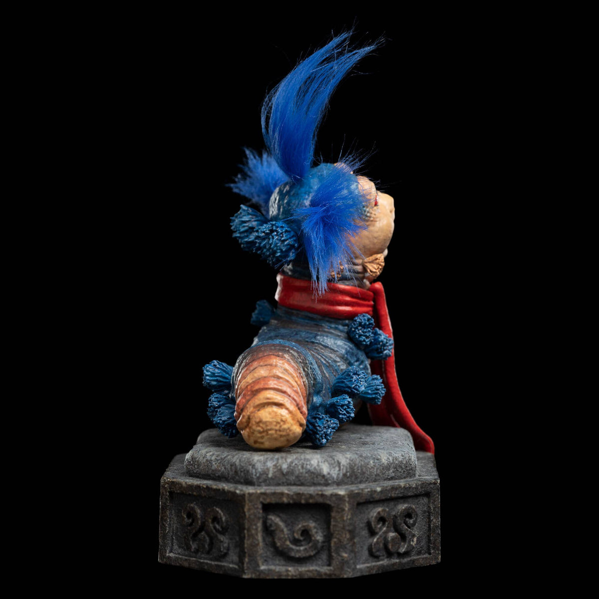 LAST ONE! Labyrinth – Ello Worm 1:1 Scale Statue | Weta Workshop Statue - Tophatter Daily Deals