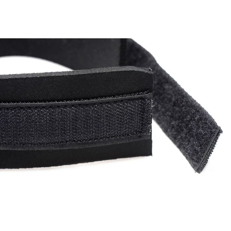 Frisky Collar and Leash Set (Black) – Neoprene BDSM Accessory Set > Bondage Gear > Collars & Leashes - Tophatter Daily Deals