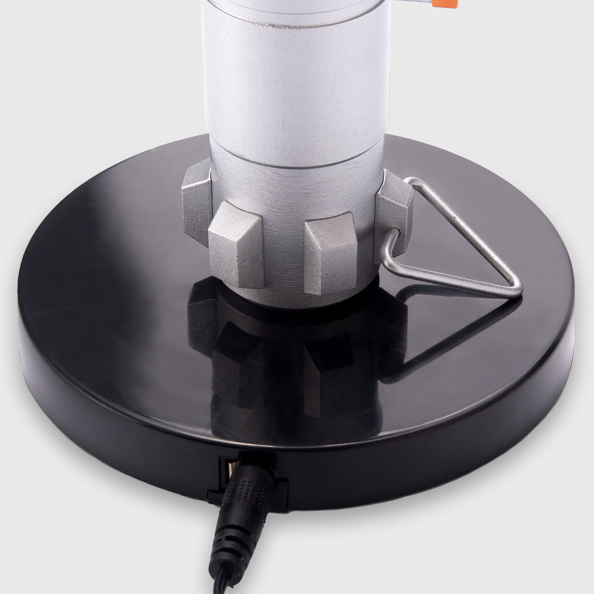 Star Wars: Return of the Jedi – Luke Skywalker Green Lightsaber Lamp Lamp - Tophatter Daily Deals