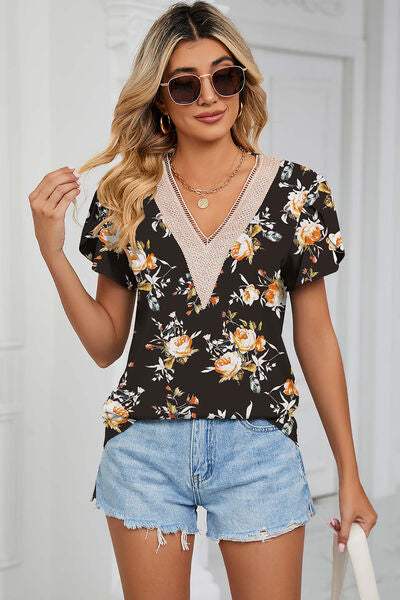 Floral V-Neck Short Sleeve T-Shirt Black Women's T-Shirts - Tophatter Daily Deals